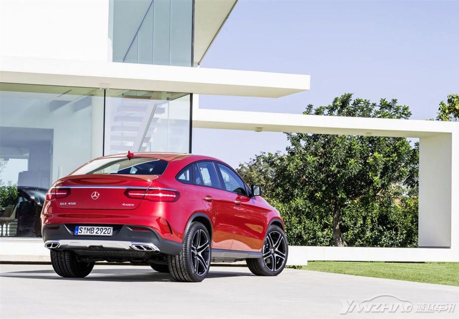 ڹ·ϵĸܣǴӳϿȥGLE Coupeȫһ̬ܳرβͣ޳βƺԲĻȿȥһAMG GTͷǱSUVģ˫ƸĽդ¡ķʮĿɢAMGеǿ˶Ϣ