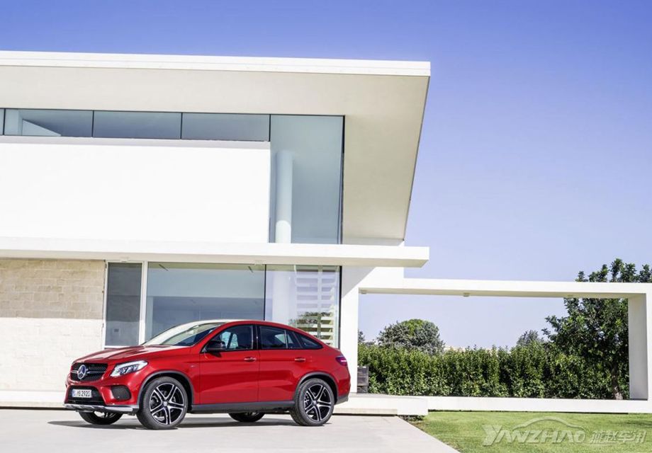 ڹ·ϵĸܣǴӳϿȥGLE Coupeȫһ̬ܳرβͣ޳βƺԲĻȿȥһAMG GTͷǱSUVģ˫ƸĽդ¡ķʮĿɢAMGеǿ˶Ϣ