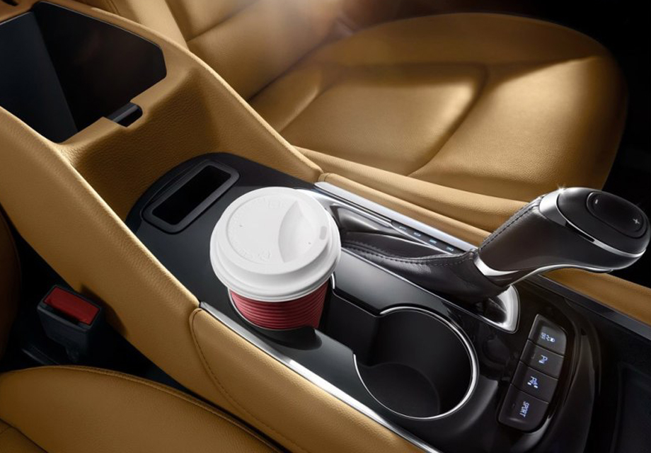 XLṩͶѡ1.5TΪ170125kWֵŤشﵽ252Nmƥ7˫ϱ䣬ͬʱóطͣϵͳٷۺ·ͺΪ6L/100km