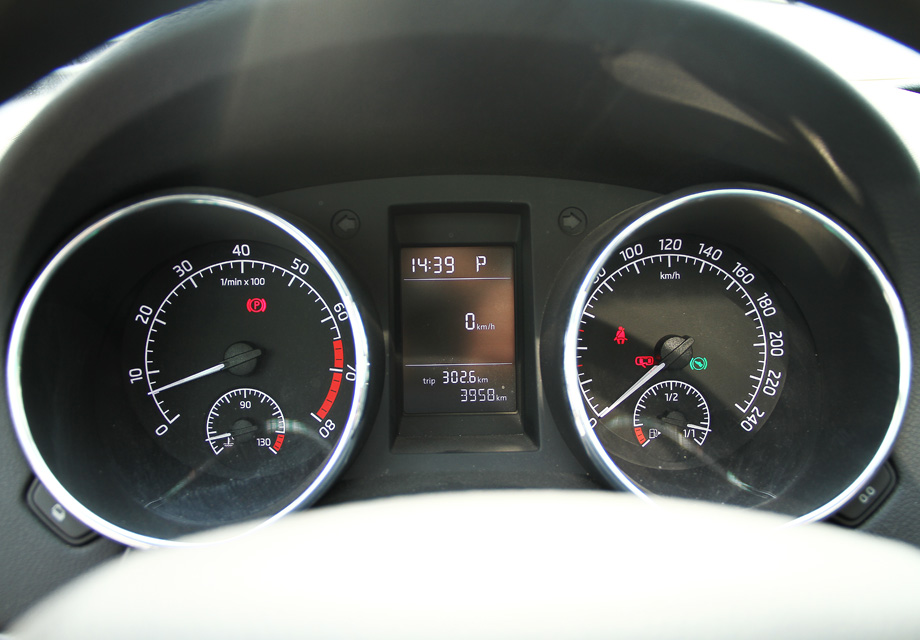 ˫Ͳʽ���Ǳ��̣�ʹ���˶�������ƣ�����ʱ�������˵Ŀ�ζ��