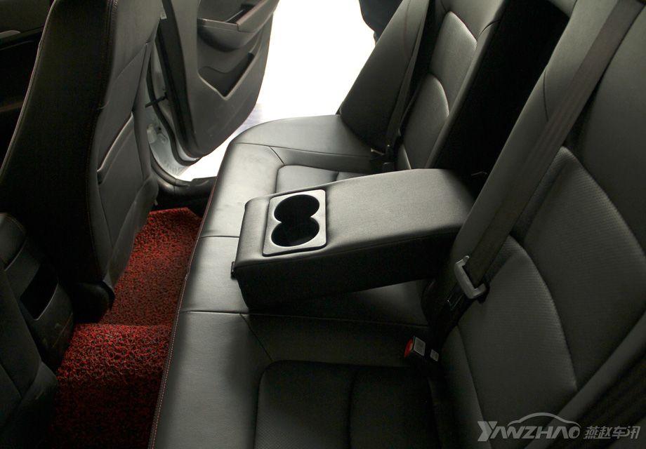 ��Զ���ĺ���ʮ�ֿ�����2600mm�����Կռ������˱�֤���������еĴ�����֣������ṩ�����õĳ���Ч�������ǳ���������Ʒ��