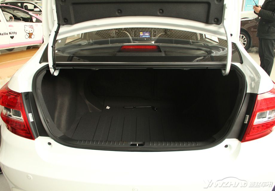 ����Ŀռ����ͬ���������⣬�ߴ�480L�����������Ա�֤���ճ��������е�����