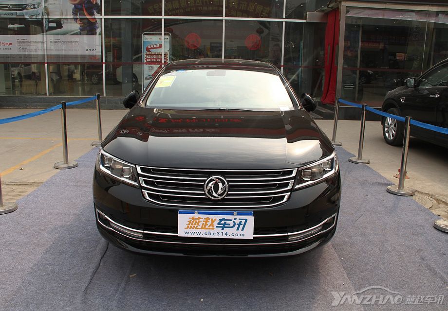 ��������A9����ۣ�����һ�¾ͻ��뵽�����š�����ʡ�A9�����ᴩ���й����Ļ���ɫ���ԡ�Ǭ��Ϊ�����������������й����еĸ߶˷��ǰ���������������˼ά�Ľ�����դ�����ϼ���LED��ƣ��Ե�ʮ�ִ��������²��������ε����ƣ���Ϊ��ͷƽ����һ˿ʱ�е���Ϣ��