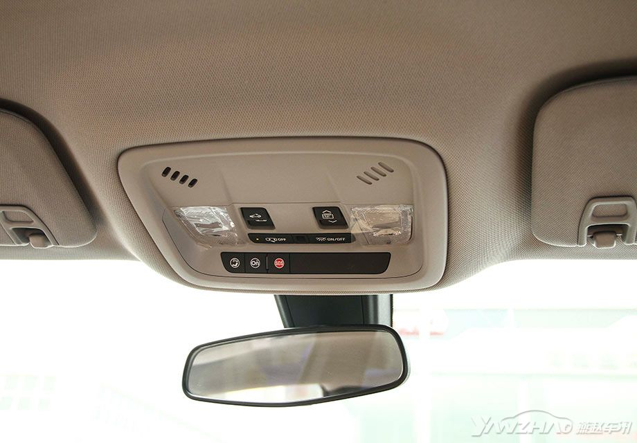 ����XL��������Ҳ��ʮ�֣��䱸�˰�����4G LTE������֮�⻹�г���Wi-Fi��BOSE��Ժ��9�������߼�����ϵͳ��ANC��������ϵͳ��װ����