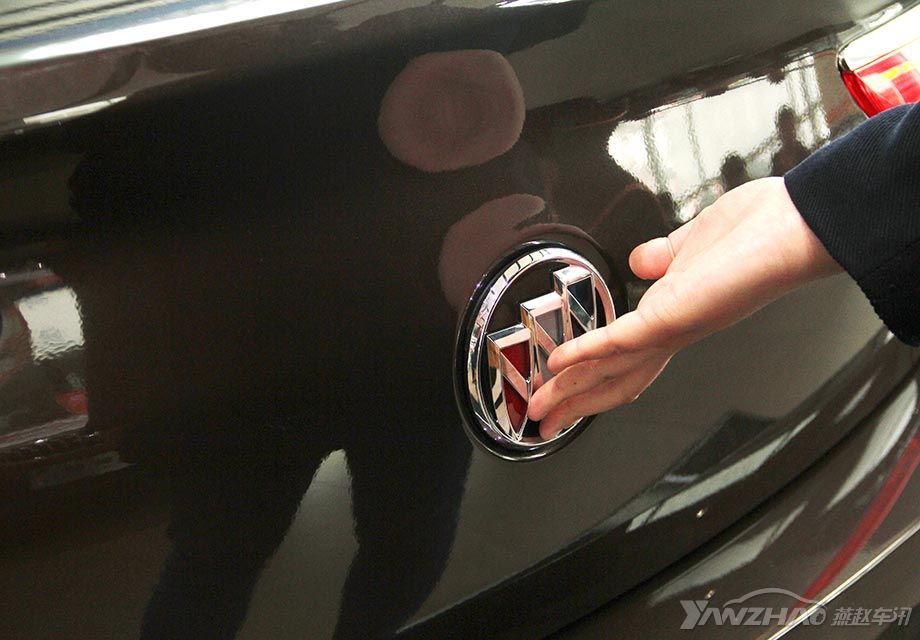 ���俪������Ҳ�����˱仯��β����LOGO���˱�־���⣬��������ͬʱҲ��������