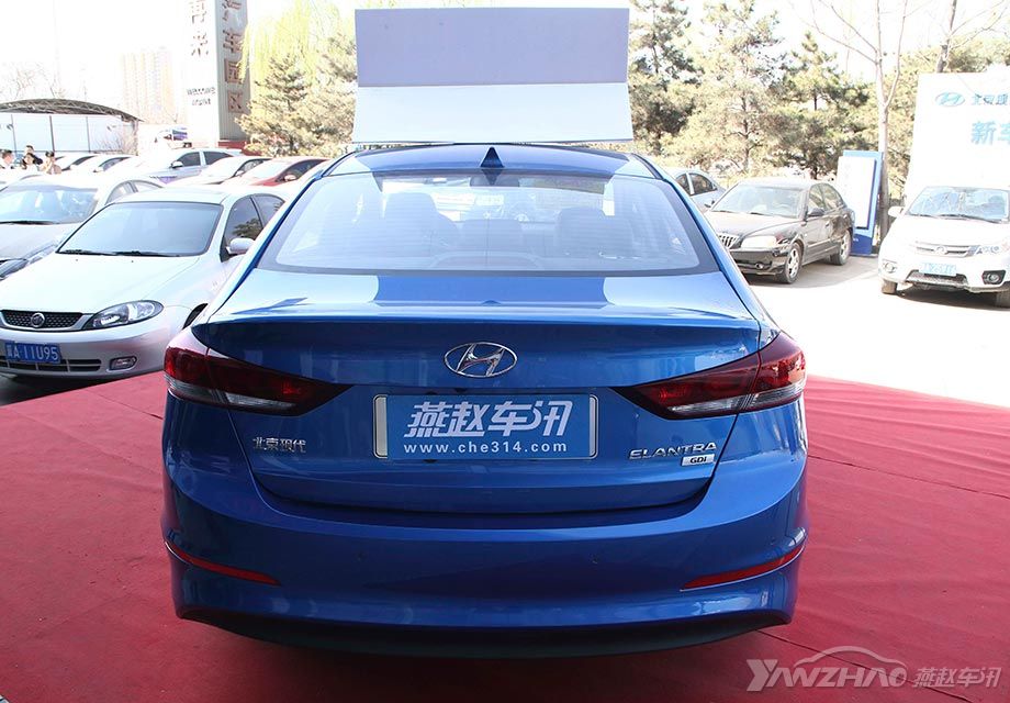 �춯�ж��10�ֳ�����ɫ�ɹ�ѡ�񣬰����й��졢���������ҡ���ľ�ڵ�ʮ����ɫ��Ҳ�ֱ��ʺϸ��������������ߡ�