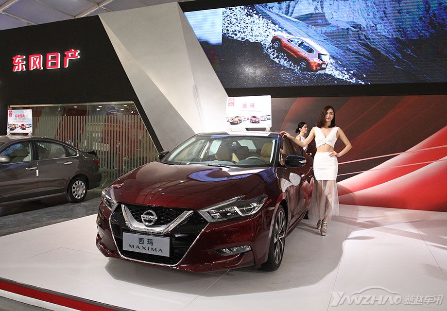 �����꣬���Ƕ����ղ��������������������֣����������֮ΪMAXIMA���ĵ�MAXIMA�����ܴ�����ɶ�������ֲ�̫��Ϥ��ʵ����������������ղ���ȣ�Cefiro������λƫ�����˶������ղ���ȣ�2000��ͣ���Ժ󣬳�����۵ȼ����ϴ���г���Ȼ������������MAXIMA����Ϊ����⣬���������һ�ɲ���MAXIMA������