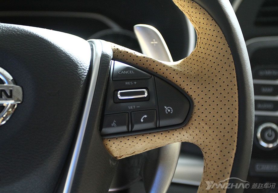 �����Ǳ��̿Ƽ���ʮ�㣬�����7Ӣ���ɫ��Ļ������ʾ�ḻ����Ϣ������ϵͳ������ϵͳ���г����ԡ���ȫϵͳ����Ϣ�����ҵõ������⣬�ղ�i-CONNECTϵͳ������ʶ��ϵͳ��11����������BOSE���졢������4��綯���ڡ�ǰ�ſյ����εȵȶ��������ó��ֵ����á�