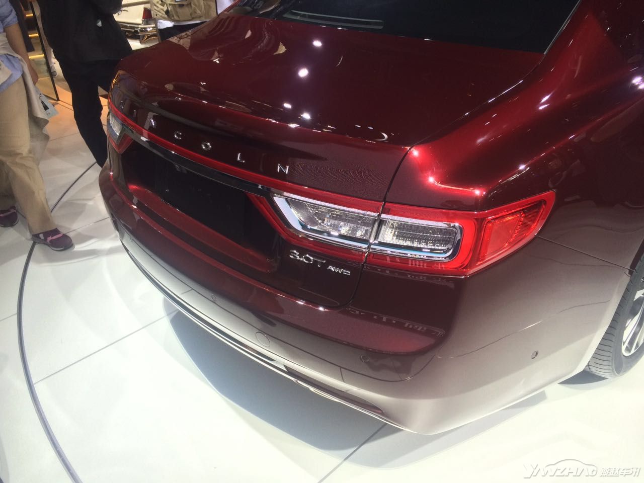 �ֿ�Continental�ڶ���ϵͳ���棬������2.0T��3.0T������������3.0L V6������Ϊ˫������ѹ��ȫϵƥ�����6���Զ������䡣