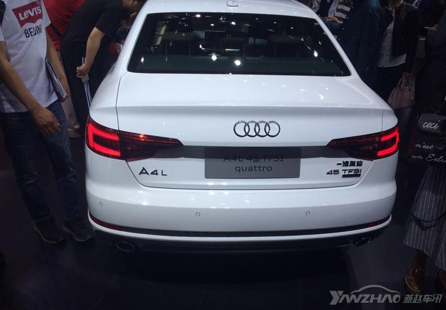 ȫLEDβ��Ϊȫϵ�����ҿ��Ը��ݲ�ͬ��ʻ����Զ���������