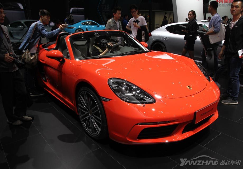 �³�ǰ������������Ӽ�࣬�ڲ�������Ѭ�ڴ���