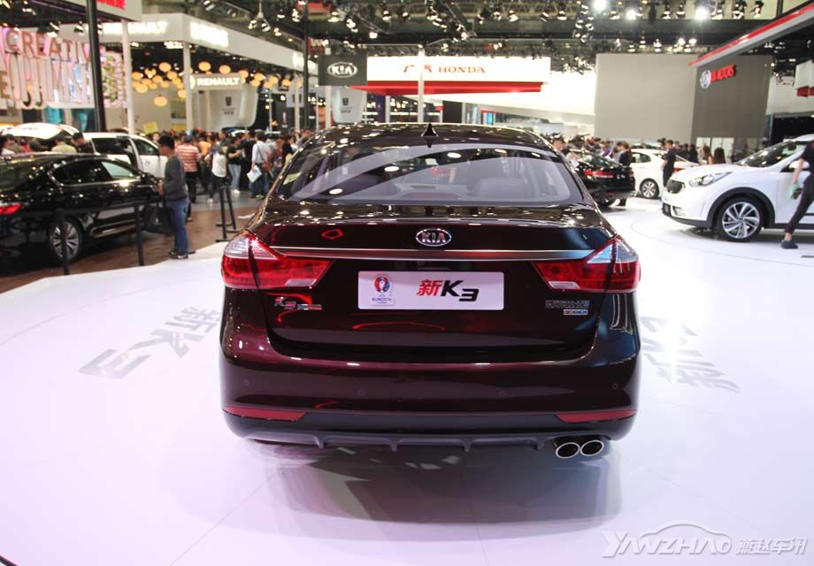 ������1.4T������β��������TURBO��ר��LOGO���Գ����ڲ�ͬ