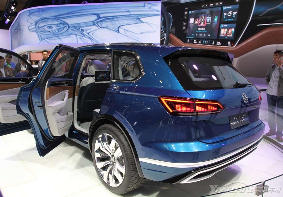 T-Prime GTE����ĺ���������խ�����벣���󴰵�������Ϊһ�壬�γ�һ���˶��͵ĺ�����