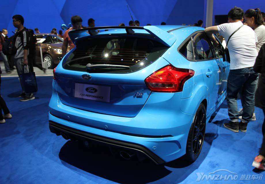 ��β��ߴ�Ĺ̶�ʽβ���Լ���ɫר���Ͻ���Ȧ������ʱ�̳����ż�ʻ����