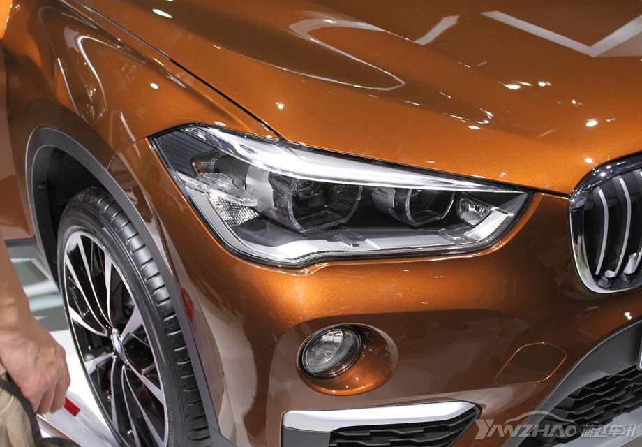 ǰ����䱸��ȫLEDǰ���