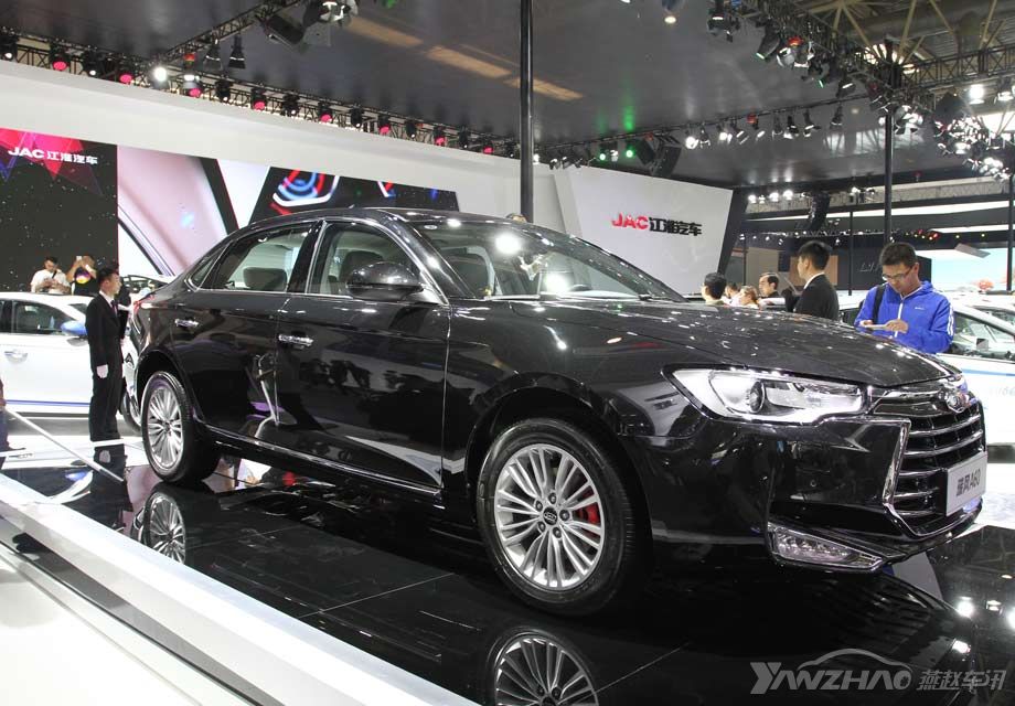 ǰ���������ĳ��ϵ�������ƣ�����ڲ��䱸͸��������·��䱸LED�ռ��г���