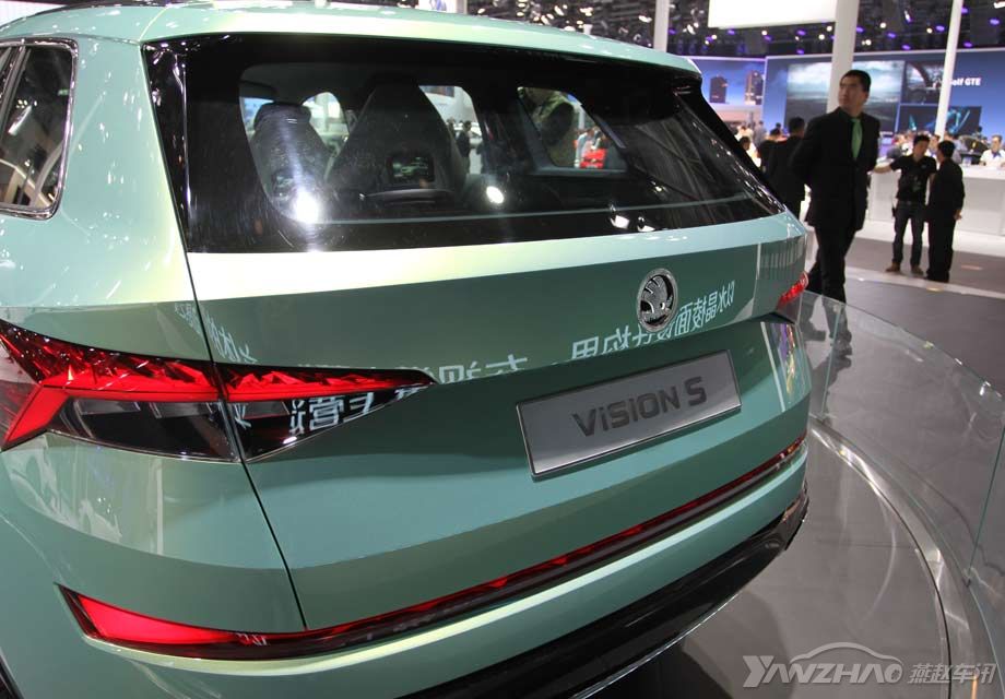 ������˹�´�Ʒ�Ʊ�־�Ե�C��β�ƣ���Ƿ�������������У����羫�µ�ˮ������Ʒ