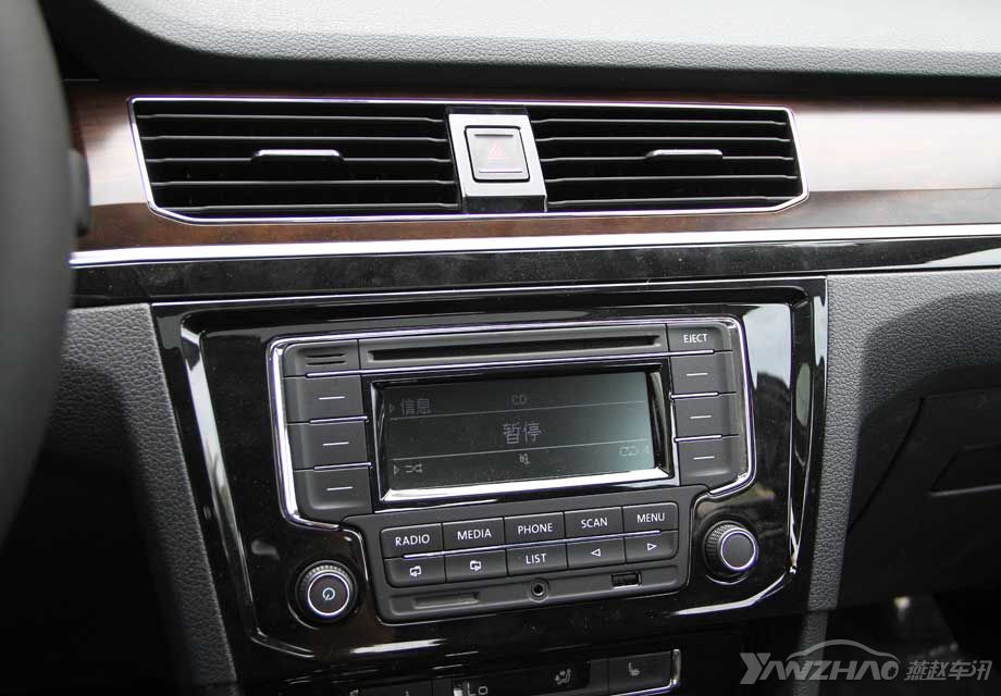 ��һЩϸ�ڴ����ϣ�ȫ�±������ģ��������ֱ�ߵ��ǵ����������������εķ����ϼ���Ľ�����