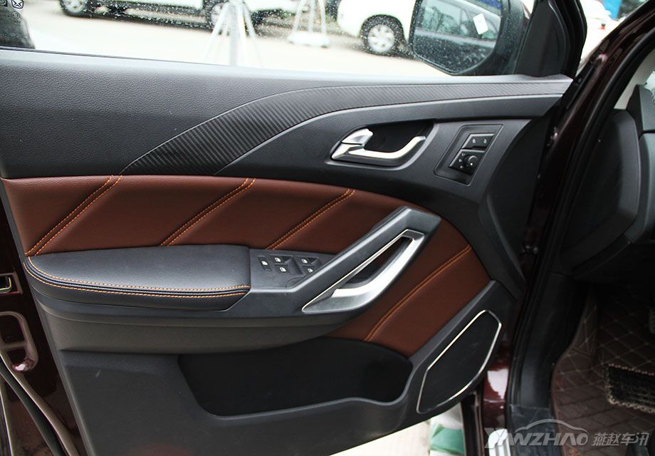 ���ε����Ϸ��棬��������Ԧʤ350�����������˹��򡣲����п�̨��������ʮ�־��£��������Ŷ���Ƥ�ʲ��Ͻ����˰������ָзǳ��á�