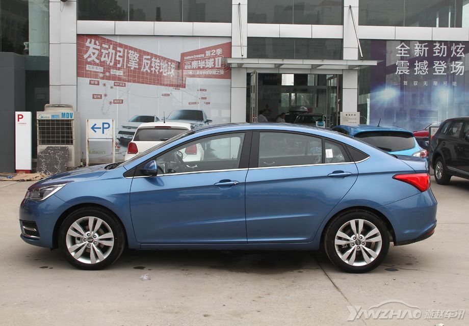 ������������������Ӫ�����ǰ������Ӿ�Ч�����ߴ緽�棬�����߷ֱ�Ϊ4572mm*1825mm*1482mm�����Ϊ2670mm��