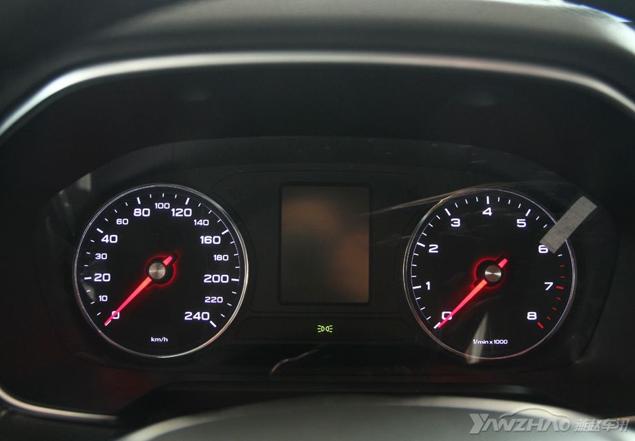 ��еָ��ͳ�����Ϣ��ʾ�������ü�ʻ�߸���ֱ�۵��Ķ����ḻ�ĳ�����Ϣ��