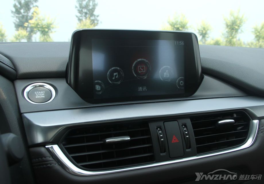 ȫ�µ�����ʽ��ʾ���������������˱�������ʵ���ϣ����ɲ�ֻ�Ǹ����ӻ����µ��п���Ļ���������Դ������ϵͳ�������������硢�������ơ����ܵ�����һϵ�й��ܣ����һ�����ƻ��Carplayϵͳ��Ϊ�û����ĵĴ�����ȫ��λ�ĿƼ��ó����