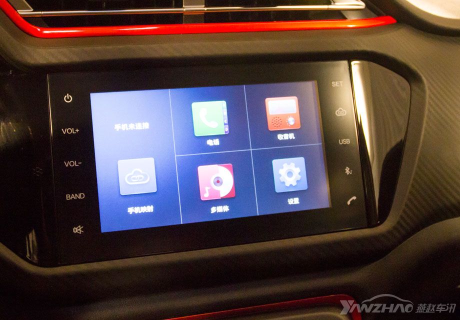 ��������ϵͳ֮�⣬��3X��֧���˻�����ϵͳ���������Խ������Լ����ֻ�ӳ�䵽�п���Ļ�ϣ�ʵʱ˫��������磬��������Ӧ�á�������ͨ��HMI�˻�����ϵͳ�����ܻ��Ĳ�������ܣ���һ������˼�ʻʱ�İ�ȫ�ԡ�