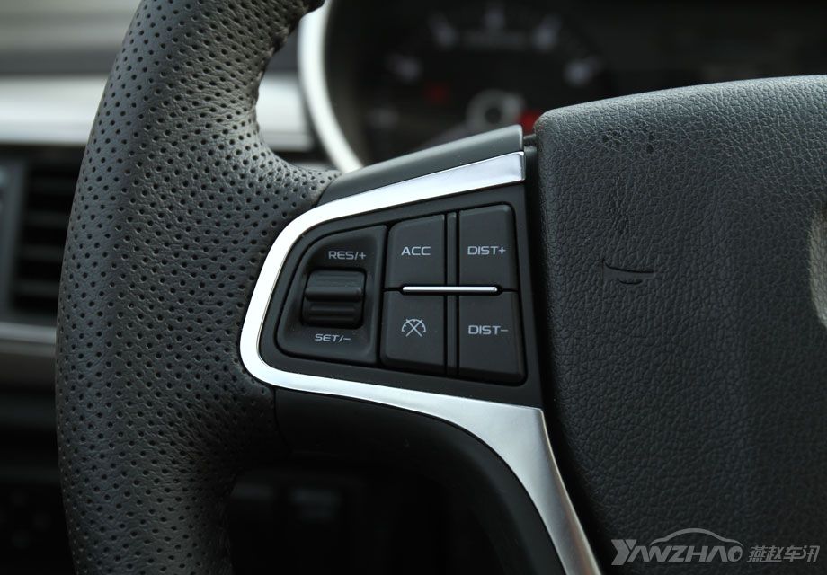 ��μ����ڵۺ�GL�����˲���Ѫ������ACC����ӦѲ������Ҳװ�ص������ϡ�������ܵ����趨���ٵİ������򼯳ɵ��˷�������ࡣ