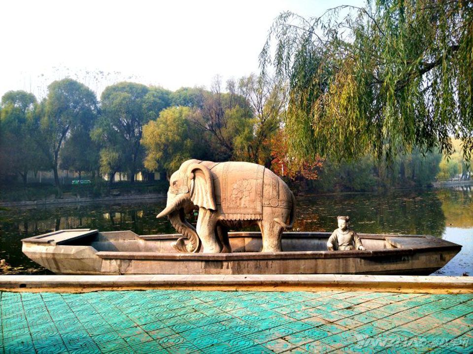  ��ɫ�����ĺ�������������һ�����������Ŵ�Ҷ�֪��������ǲܳ����ĵ�ʡ�С�಻�ò�������˵��ǻۡ�