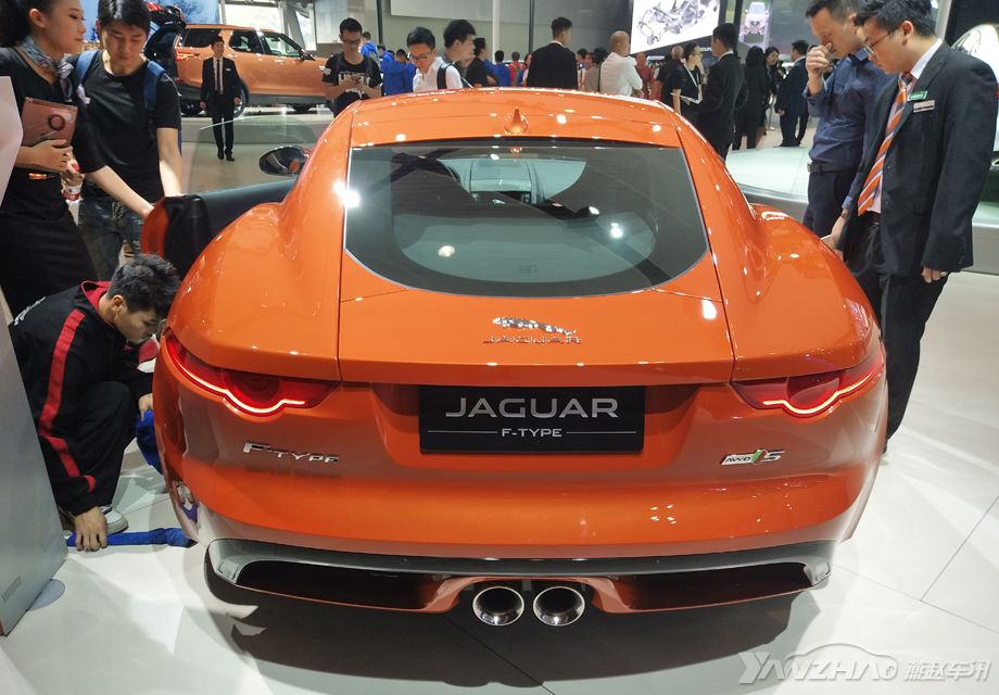 ���ڴ򿪺�F-TYPE����������Ѫ���ڣ�Ҳ��������������Ӣ���ܳ��ǹ�ԭʼ��������ζ����