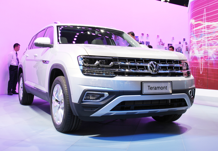 ����Teramont�ĳ����������ŵ��͵�7��SUV��ƽֱ������������󴰵�����ϴ�Ԥʾ�Ž����Ų����ĵڶ��ź͵����ų����ռ䡣