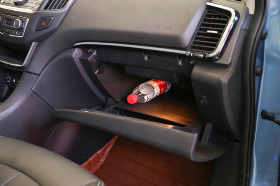 ��������ݻ����ǲ����ģ��ܹ�����һЩ�ϴ���������������������ĺܵ�λ��