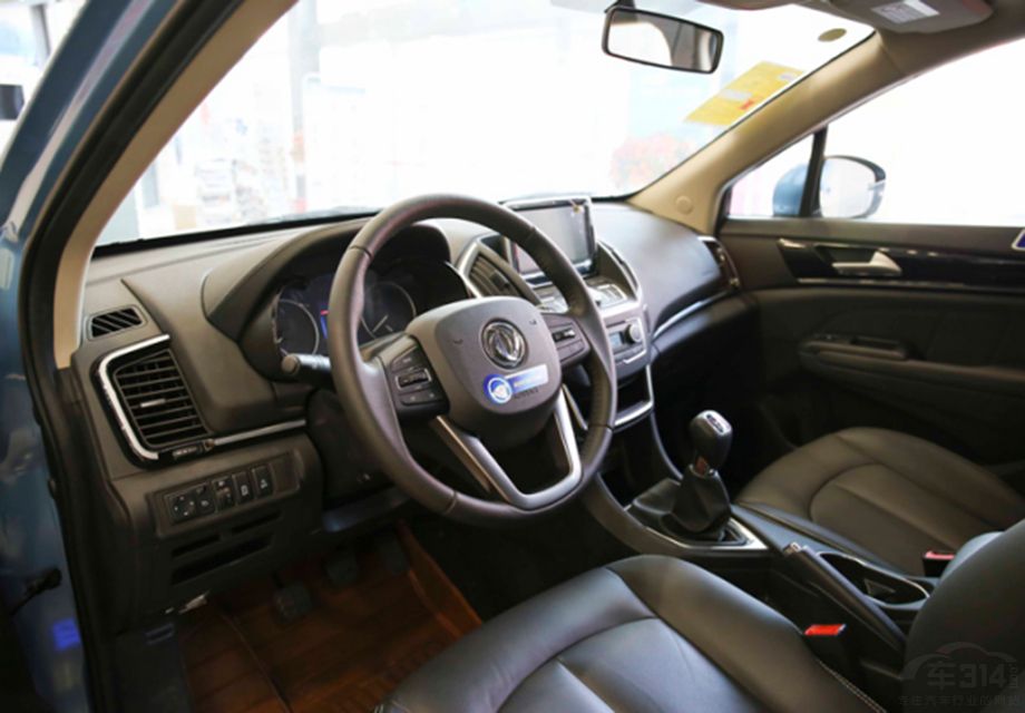 �п�̨�����Բ��ʸ��ǣ����бȽϾ����׺�����