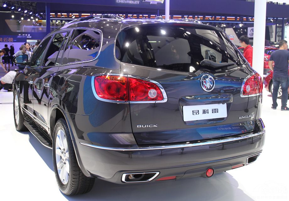 ���ŵ�β�Ʋ�������һȦ����װ�Σ�������ϵSUV����ͷ��