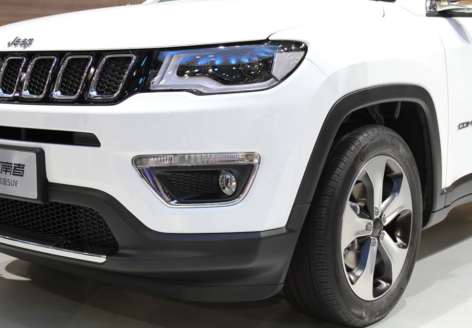 ȫ��ָ������Ȼ�����ǽ��ռ�SUV�Ķ�λ�����ǳ����ߴ����Ա���������С��һȦ���������ղ��п��൱��