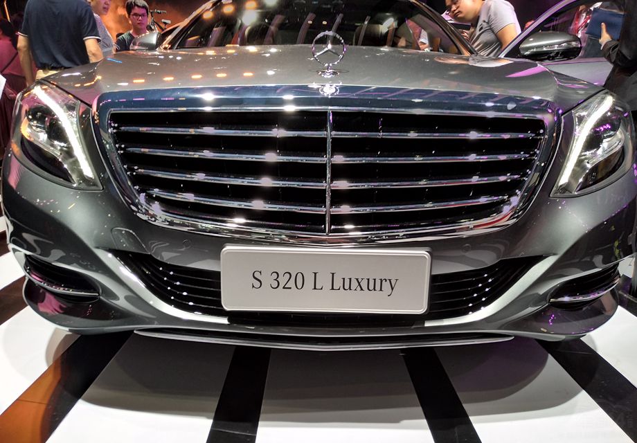 ȫ�±���S320L����һ̨�͹���3.0T���������������Ϊ272��������ֵŤ��450ţ•�ס��������棬�³�������һ̨7������һ������䡣