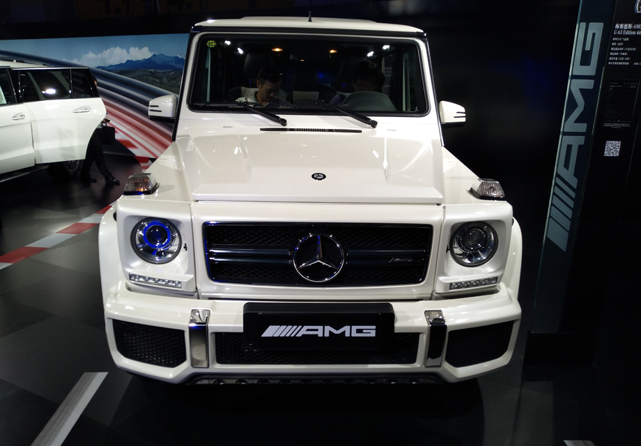 ����G�� 63 AMG �ر�汣����Ӳ�ʵ���Ʒ��ϸ�ڸ�ͻ���˶��У�չ�����³��Ŀ�Ұ���ʡ�
