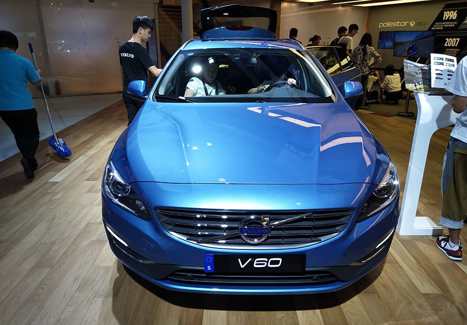 V60���Ե���Ϊ����,�¿��ȡ�����Ͽ���ϵķ���ʽ��ƣ�����һЩ���Զ���һ�ݳ��ȡ�