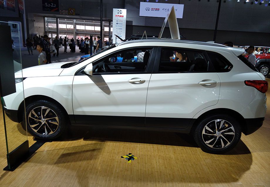 ��X55�ĳ������������˫���ߵ���ƣ�����β����˫�������������ͣ�͹�Գ��������˶���Ϣ��