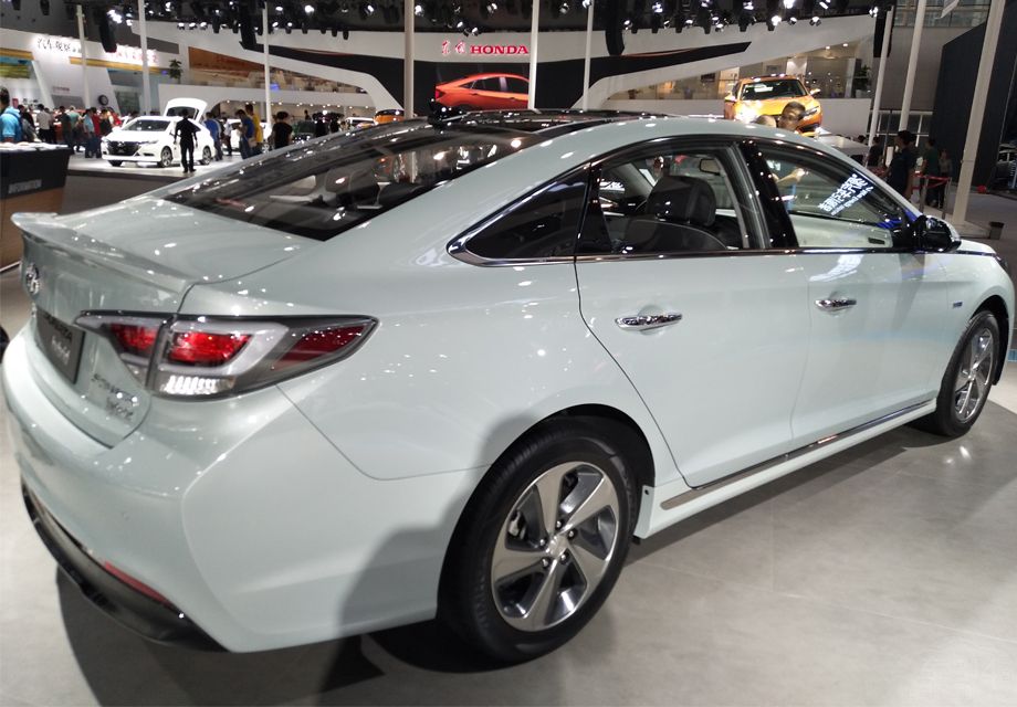 �ۼ۷��棬�������춯���͹����󣬼۸��ľ߳��⣬����ۼ۽���20.98��