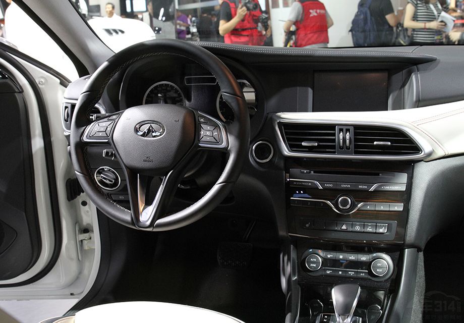 ����ϵͳ�ͱ���GLA��ȫ��ͬ���ṩ��1.6T��2.0T��������