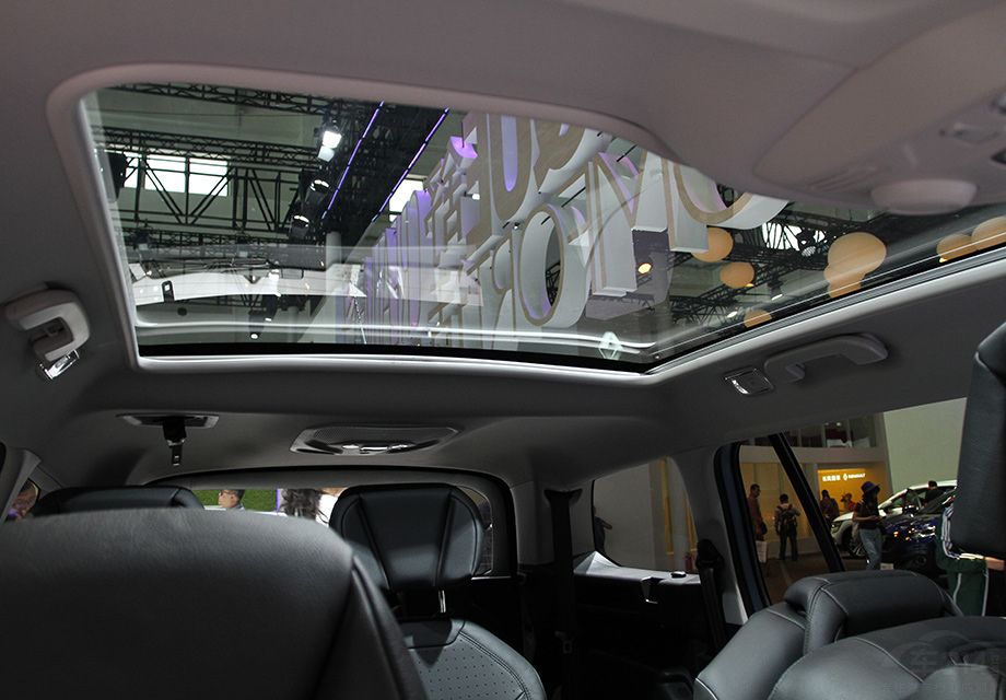 ���⻹�䱸��ȫ���촰���Ӵ�Ĳ೵����Ӫ����ˡ�ȫ���ռ䡱��