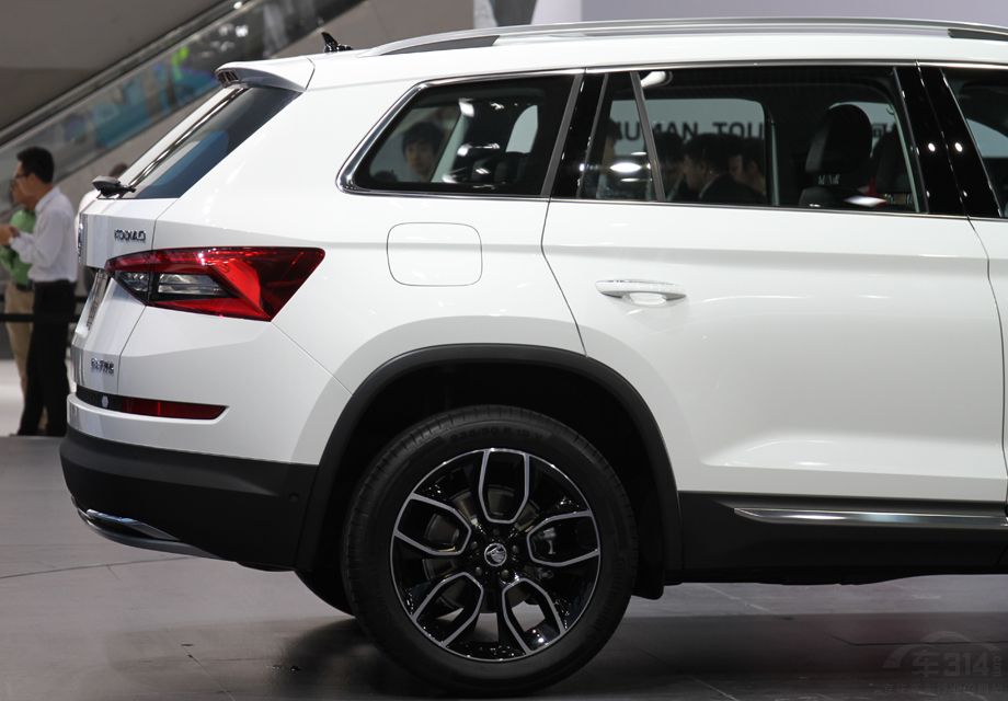 �µ��ǿ˵����������Ȼ��˹�´�ľ�����Ʒ������Լ򵥻�Ϊ�����ص�ͻ��ʵ���ԡ�