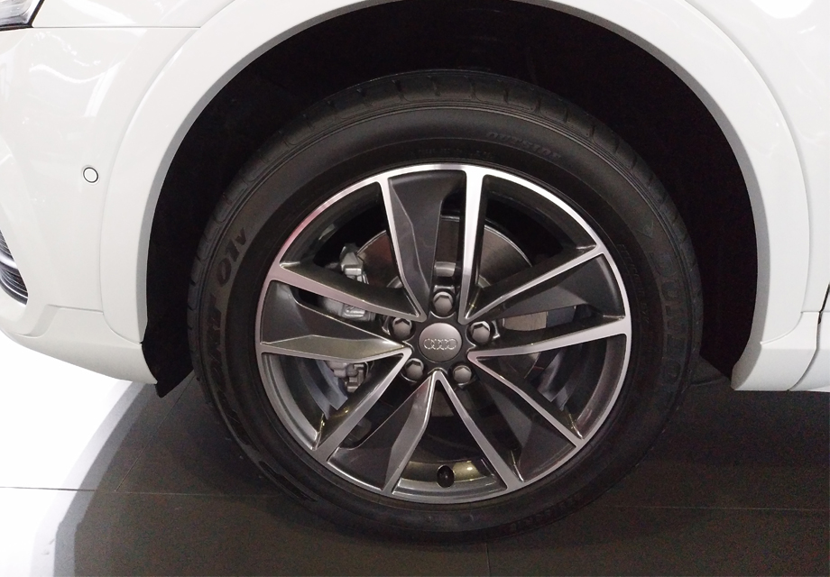 ǰ������ڲ���ǻ�ĽṹҲ���������������ͼ����ϳ��͵������ƽ�����ΪLED��ơ�