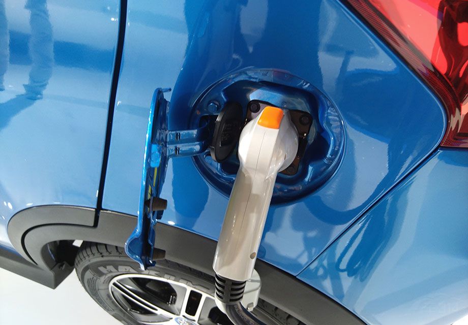 ����EC180���������180���ʵ��·�ϲ���������156�������ҡ�