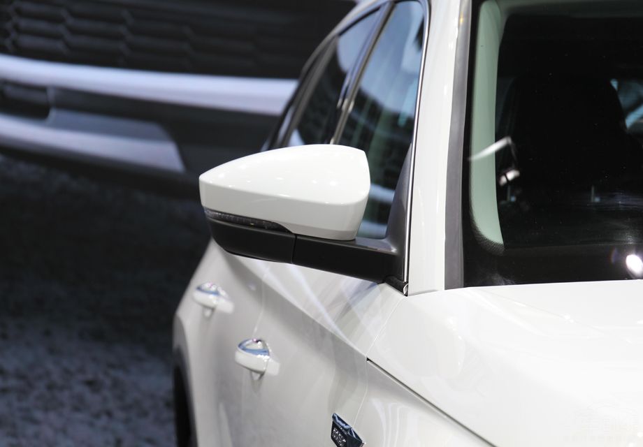 �������棬˹�´�µ��ǿ˳���1.4T�͹��ʰ桢1.4T�߹��ʰ��Լ�2.0T�����������