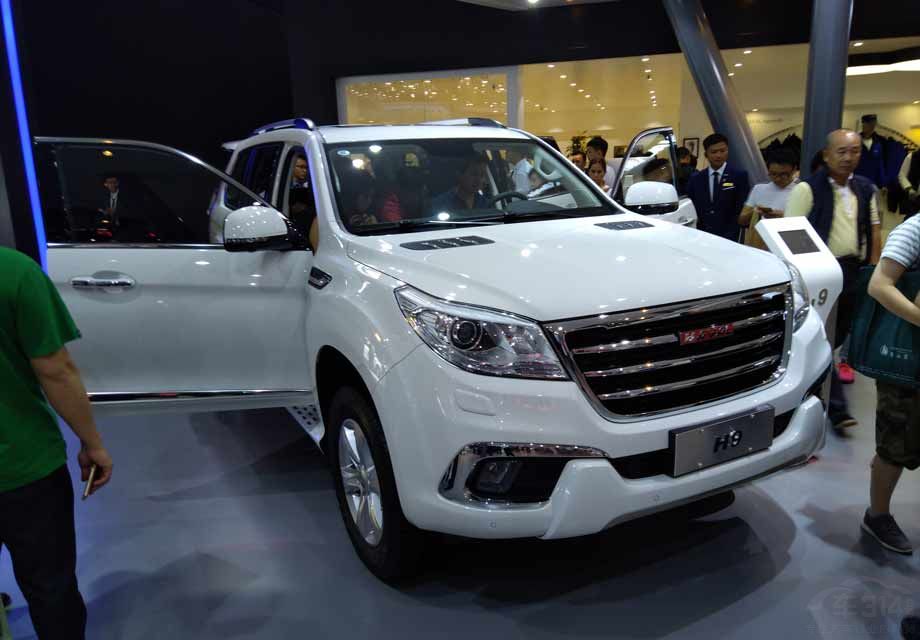 ����H9ǿ������ԽҰ�ԣ������������������ؼ�϶�ǳ�����206mm�������������ˮ���Ҳ�ﵽ��700mm����Щ��ֱ�֤������ǿ��ͨ�����ܡ�