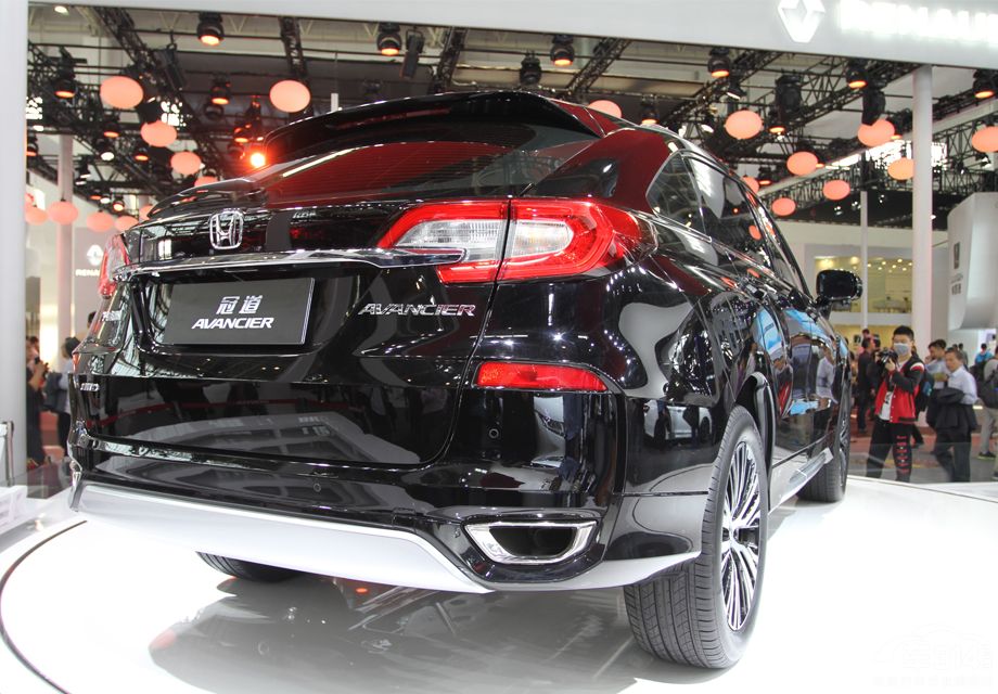 �����÷��棬�ڵ��Ը߿Ƽ�Ϊ�����˵����㡣����ʽ�����趨���ɵ�����ʽ�п�Һ�������������־��޵ĸо���