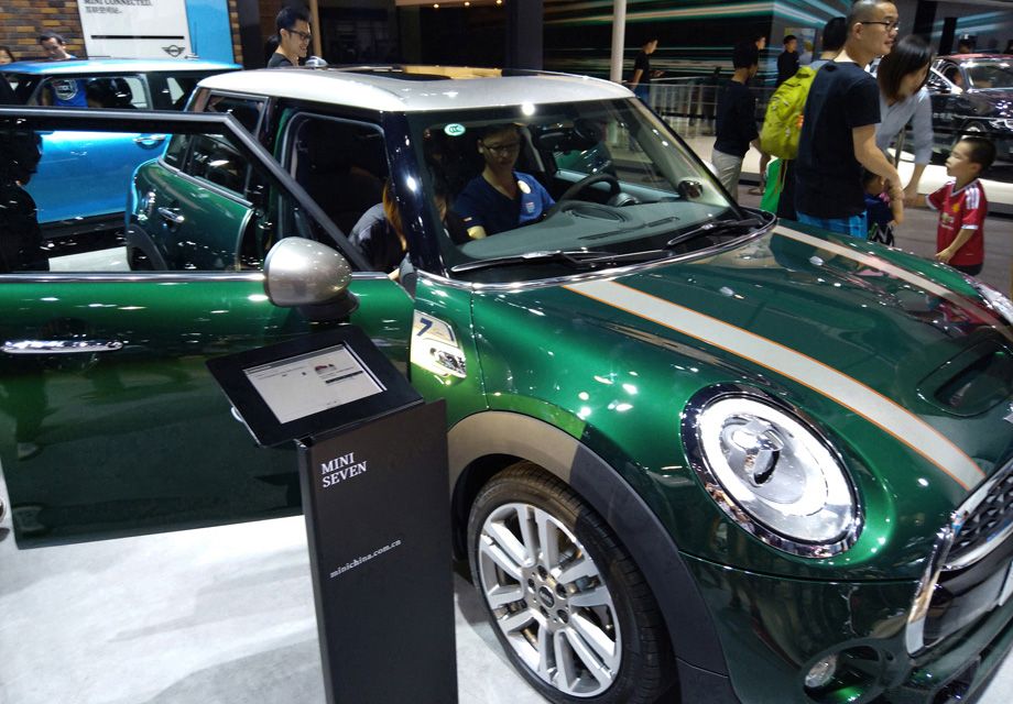 SEVEN������Ϯ��MINI�ľ���ʽ���ֻ��������SEVEN��������ʱ�޿̲�����ʾ����������