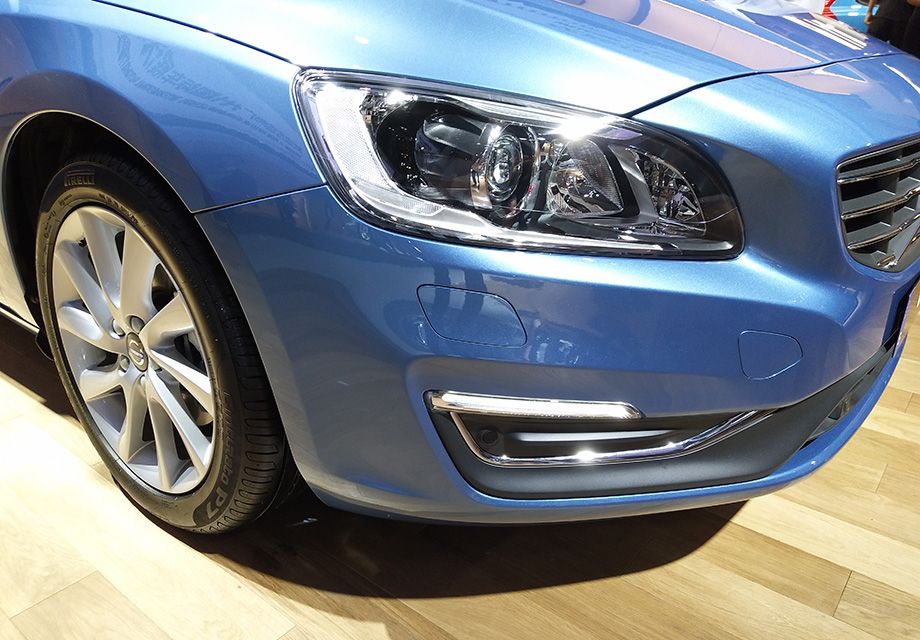 ͬ����һ�����г����ֶ���V60ȫϵ��û���䱸ȫ���촰�������ź���